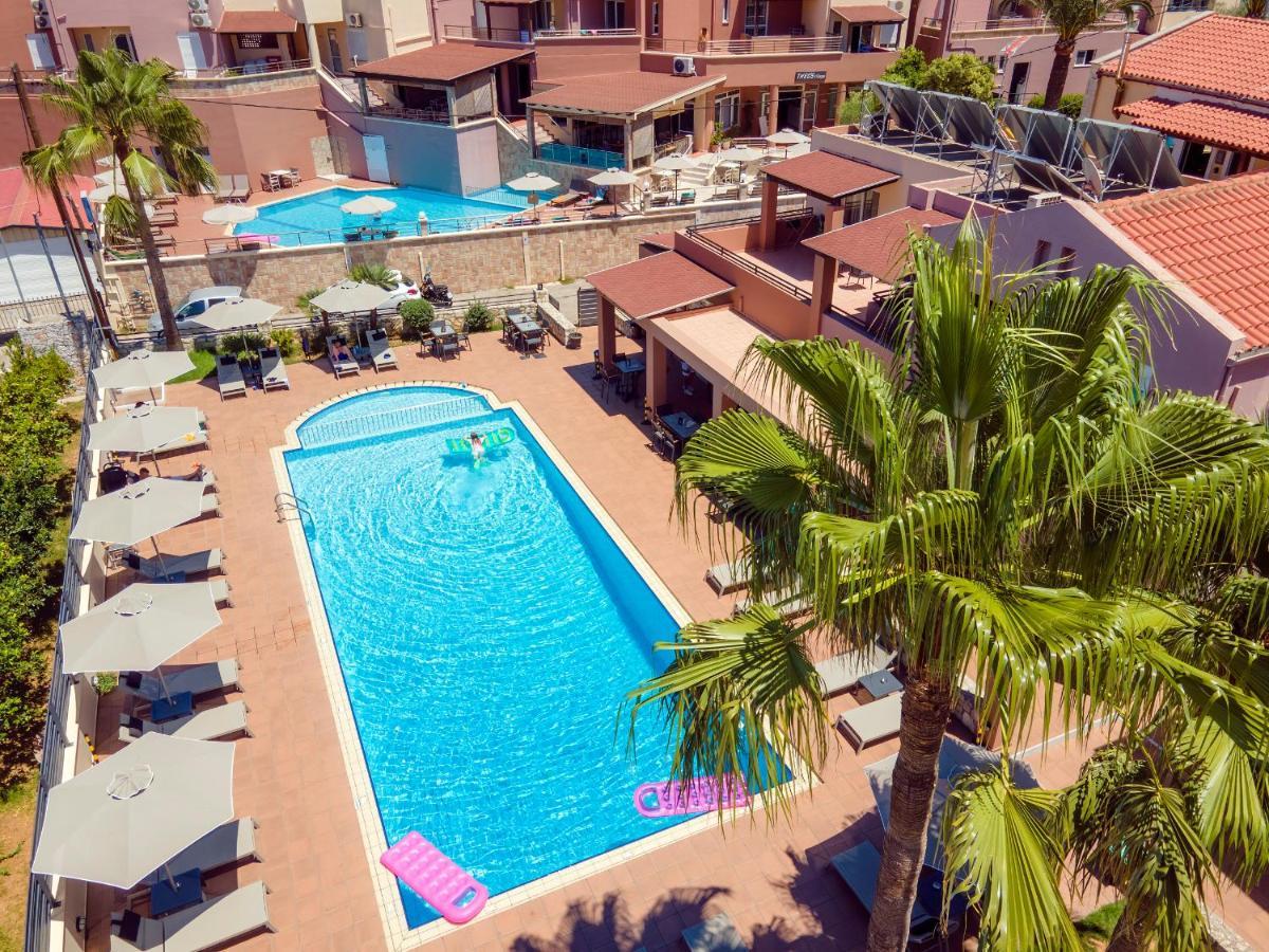 Theos Holidays Appart hôtel