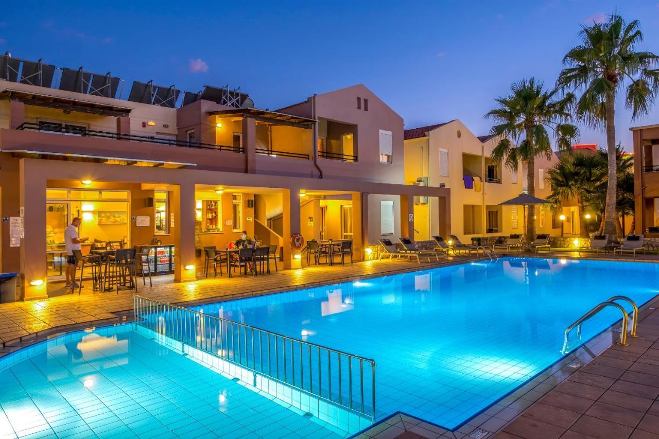 Theos Holidays Aparthotel *